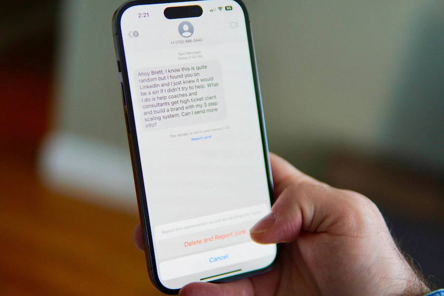 Rédaction d'un SMS marketing avec lien court et suivi des clics